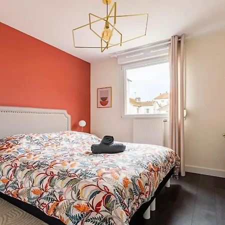 Le Terracotta Cosy Avec Terrasse, Parking Prive Et Confort Ete
