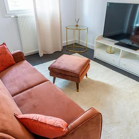 Terracotta, Chaleureux Calme Pour 2 Personnes, Avec Parking Prive, Ideal Sejour Business *