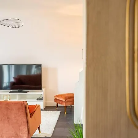 Le Terracotta Cosy Avec Terrasse, Parking Prive Et Confort Ete * ديجون