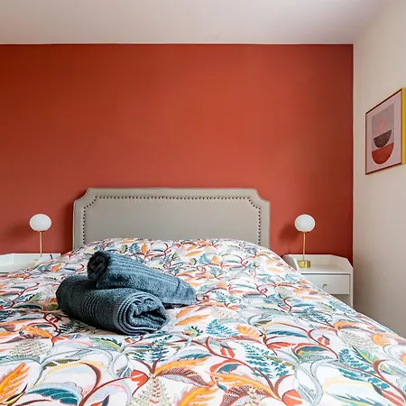Le Terracotta Cosy Avec Terrasse, Parking Prive Et Confort Ete *
