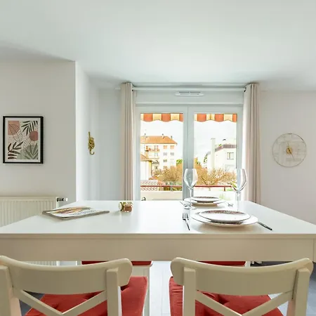 Le Terracotta Cosy Avec Terrasse, Parking Prive Et Confort Ete