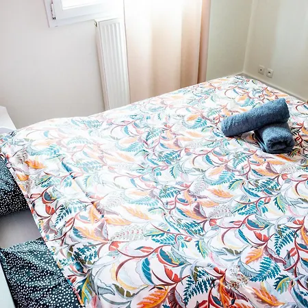 Appartement Le Terracotta Cosy Avec Terrasse, Parking Prive Et Confort Ete Dijon