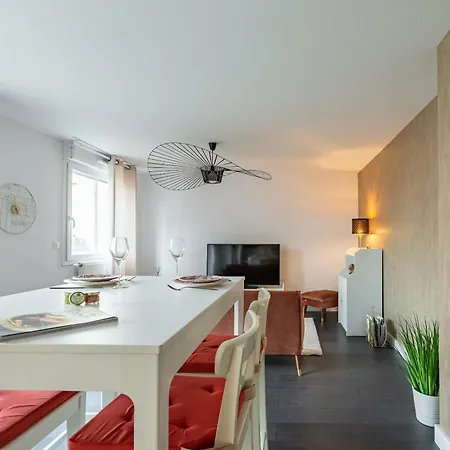 Le Terracotta Cosy Avec Terrasse, Parking Prive Et Confort Ete * Dijon