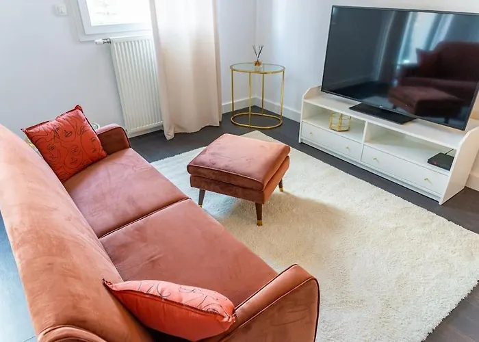 Terracotta, Chaleureux Calme Pour 2 Personnes, Avec Parking Prive, Ideal Sejour Business *