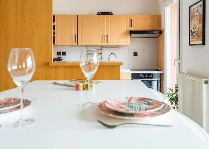 Lägenhet Terracotta, Chaleureux Calme Pour 2 Personnes, Avec Parking Prive, Ideal Sejour Business Dijon