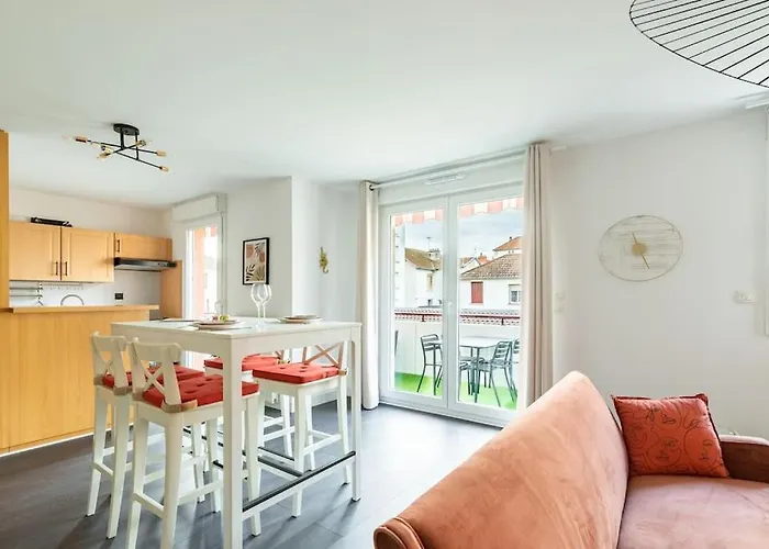 Terracotta, Chaleureux Calme Pour 2 Personnes, Avec Parking Prive, Ideal Sejour Business * Dijon